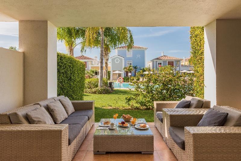 Cortijo Del Mar Resort Estepona Cameră foto
